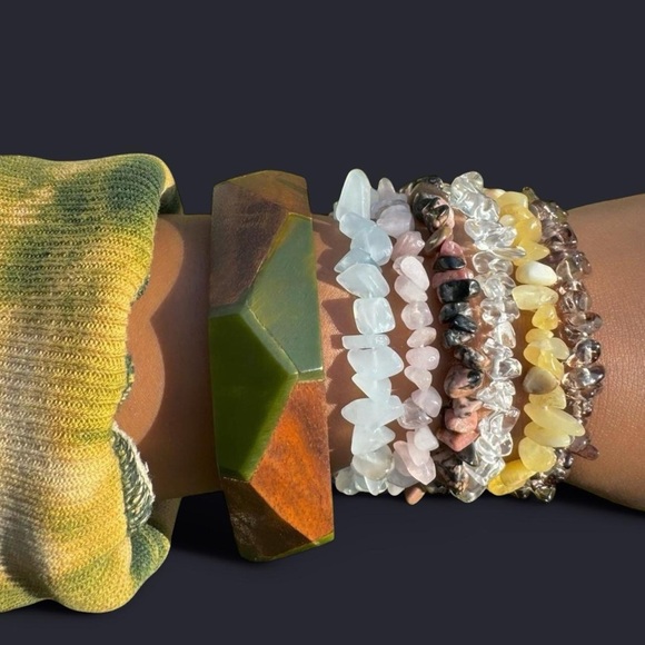 Yellow Calcite Crystal Bead Bracelet - Picture 2 of 4